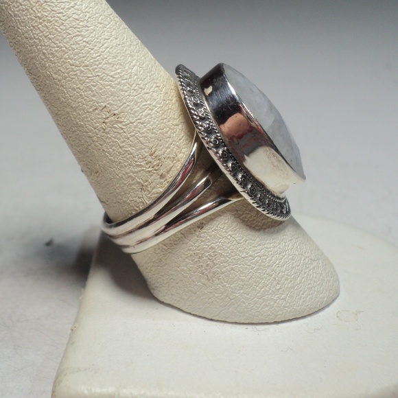 Vintage 925 Sterling Silver Rainbow Moonstone Ring - Picture 3 of 3